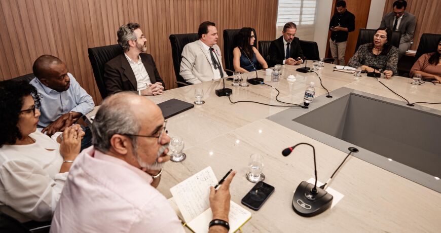 Servidores se mobilizam para recuperar perdas de até 19,5%